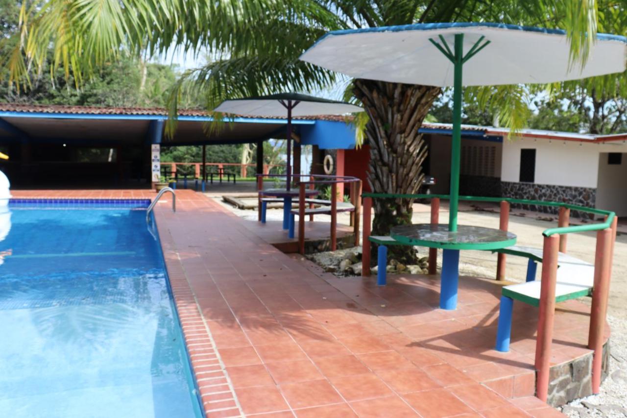 科隆 Hacienda Alajuela酒店 外观 照片